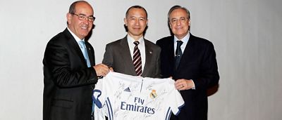 Florentino Pérez presidiu ao encontro de 'peñas' no Japão