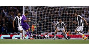 Ronaldo marcó el gol 500 del Real Madrid en la Champions