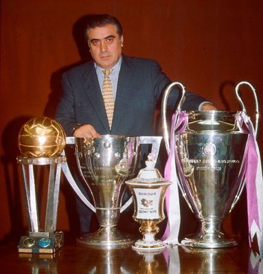 el real madrid ganó siete títulos durante la presidencia de lorenzo sanz