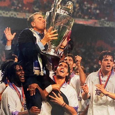 el real madrid ganó siete títulos durante la presidencia de lorenzo sanz