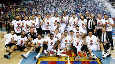 Sexto aniversario de la 32ª Liga de baloncesto