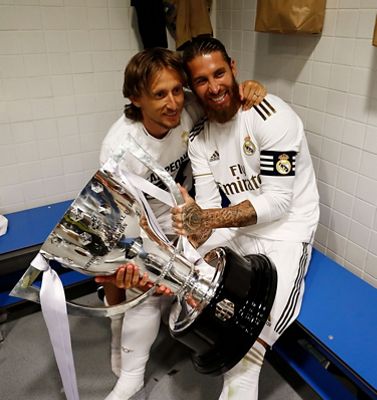 así celebró el real madrid la 34ª liga