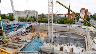 Demolición del centro comercial La Esquina y del parking subterráneo