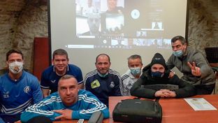La escuela de la Fundación en Hungría recibió la formación online de sus técnicos