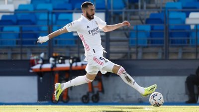 Benzema: “Con coraje tiramos adelante y ganamos'