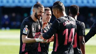 Triunfo y doblete de Benzema en Vigo