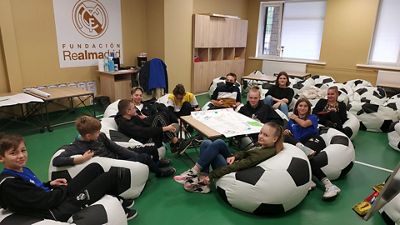 Los beneficiarios de la escuela sociodeportiva de Irpin reciben más complementos educativos