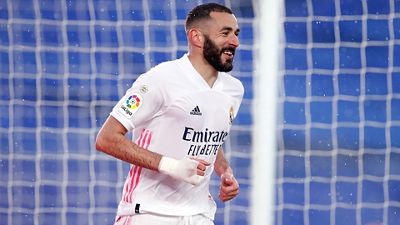 Benzema, cuarto máximo goleador del Real Madrid en Liga