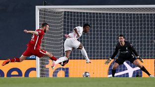 El primer gol de Vinicius Jr. ante el Liverpool, elegido el mejor de la semana de la Champions