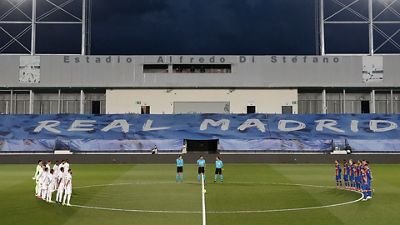 Minuto de silencio en memoria de Antonio Calpe