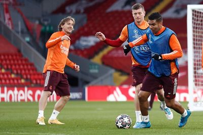 entrenamiento del real madrid en anfield