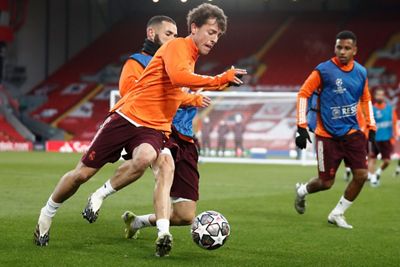 entrenamiento del real madrid en anfield