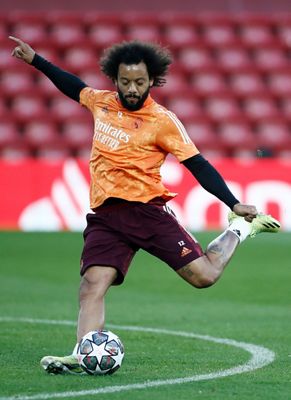 entrenamiento del real madrid en anfield