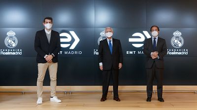 Enrique Sánchez, Casillas y Borja Carabante firman la renovación del acuerdo de la EMT con la Fundación