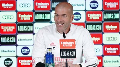 Zidane: 'Tenemos partidos duros hasta el final y hay que jugar los 90 minutos a un nivel alto'