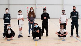 Maite Oroz visitó la escuela de fútbol inclusivo de la Fundación Real Madrid