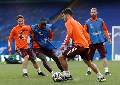entrenamiento del real madrid en londres