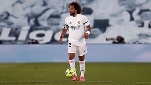 Marcelo iguala a Roberto Carlos como segundo extranjero con más partidos en el Real Madrid