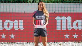 Asllani, Jugadora Cinco Estrellas Mahou de abril