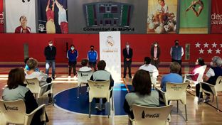 La Fundación Real Madrid, Ipsen y Janssen retoman la campaña ‘Que no te pille fuera de juego’