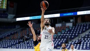 103-79: El Real Madrid se exhibe y pone el 1-0 en los cuartos de final