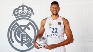 Tavares, elegido el mejor defensor de la Euroliga 2020-21