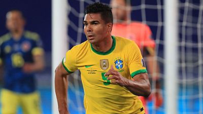 2-1: Casemiro marca el gol de la victoria de Brasil ante Colombia