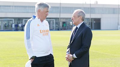 El presidente visitó a la plantilla en la Ciudad Real Madrid