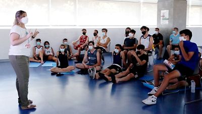 Cerca de 150 jóvenes del campus de la Fundación reciben formación para la prevención del consumo de alcohol