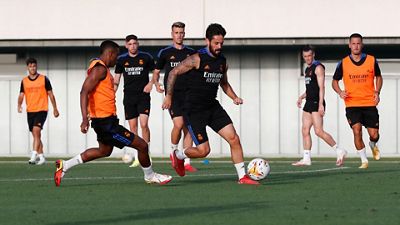 Último entrenamiento previo al debut contra el Alavés