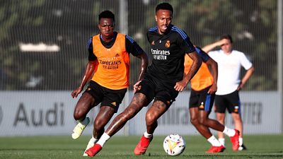 Último entrenamiento antes de visitar Mestalla