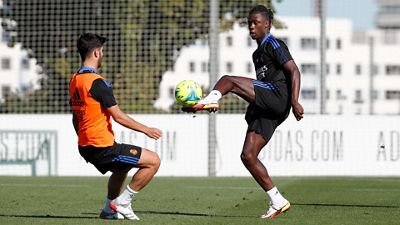 El equipo sigue preparando el Clásico