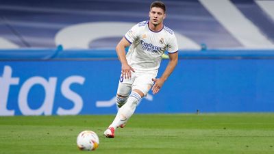 Jović cumple 24 años