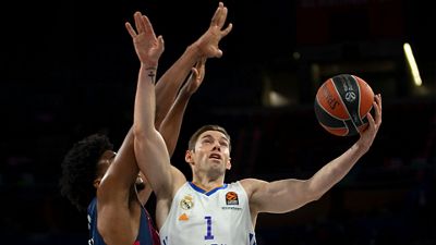 60-88: El Real Madrid brilla en Vitoria y rubrica un noviembre impecable