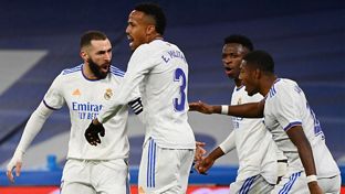 El líder afronta el partido aplazado ante el Athletic