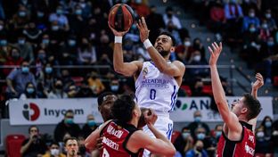 El Real Madrid gana en Zaragoza en la vuelta de Randolph
