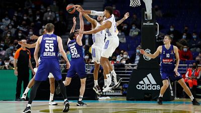 Tavares, tercer máximo taponador histórico de la Euroliga