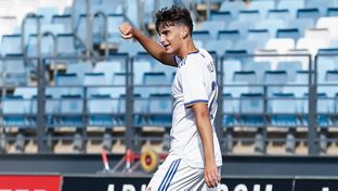El golazo desde su campo de Villar con el Juvenil A