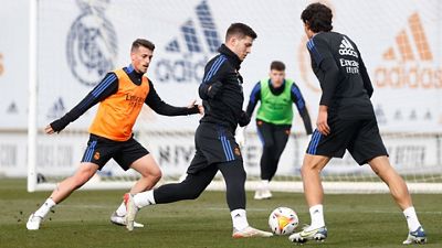 El equipo prepara el partido ante el Athletic