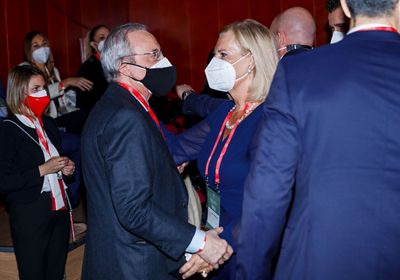 la rfef entregó la medalla de oro y brillantes a la familia de lorenzo sanz