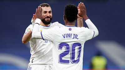 4-1: El líder gana con dobletes de Benzema y Vinicius Jr.