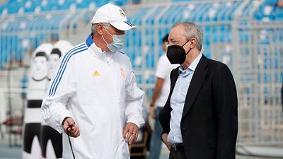 El presidente acudió al entrenamiento del equipo
