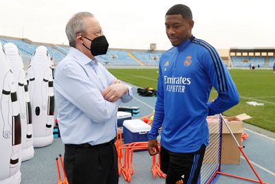 el presidente acudió al entrenamiento del equipo