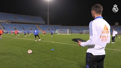 Inside Real Madrid: El cuerpo técnico controla en tiempo real con una tablet cuánto corre cada jugador