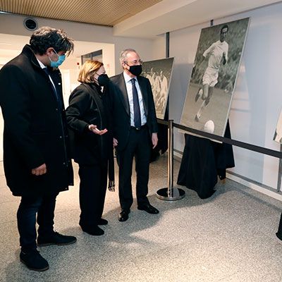 capilla ardiente de paco gento en el santiago bernabéu