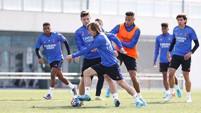 The team begin preparations for PSG clash