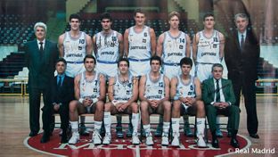 Se cumplen 33 años de la segunda Recopa y los 62 puntos de Petrovic