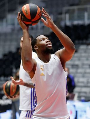 entrenamiento del real madrid de baloncesto