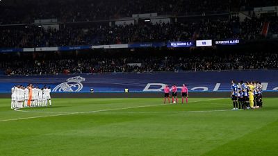 Minuto de silencio en memoria de Berasaluce y Sutter