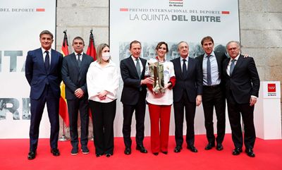 acto de entrega del premio internacional del deporte a la quinta del buitre
